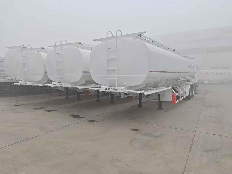 Bể nhiên liệu 3Units 40000L sẵn sàng vận chuyển cho Cộng hòa Guinea