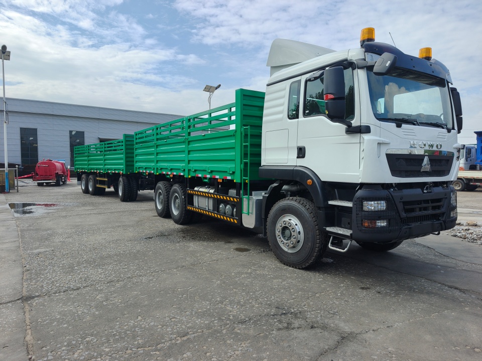 Phương tiện Derun Howo TX400 xe tải và xe kéo được chuyển đến Ethiopia