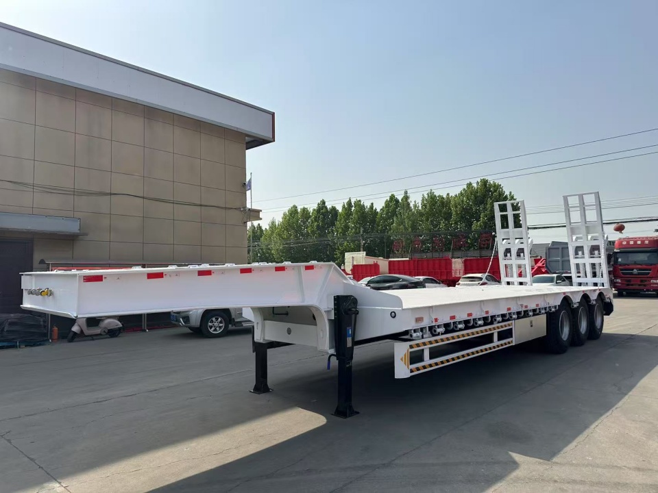 Xe Derun cung cấp thành công 5 đoạn trailer bán thấp đến Senegal