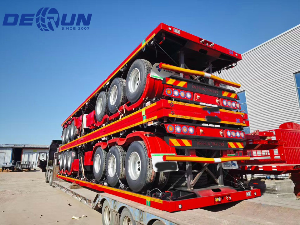 Ba xe tải sàn thấp ba trục sắp được chuyển đến Mauritania.