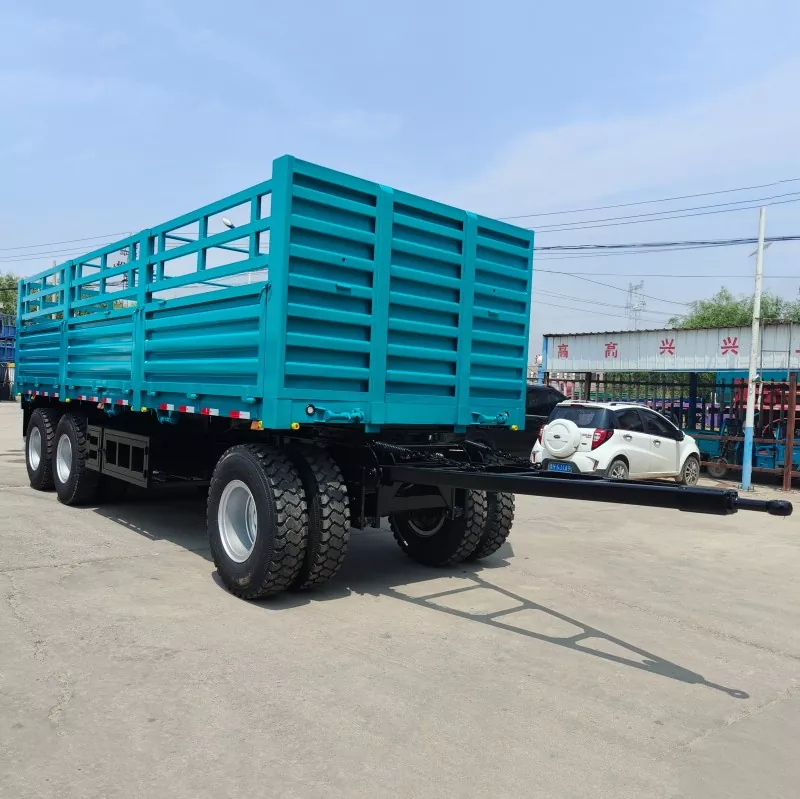 Trailer hàng rào 3 trục chở hàng đầy đủ