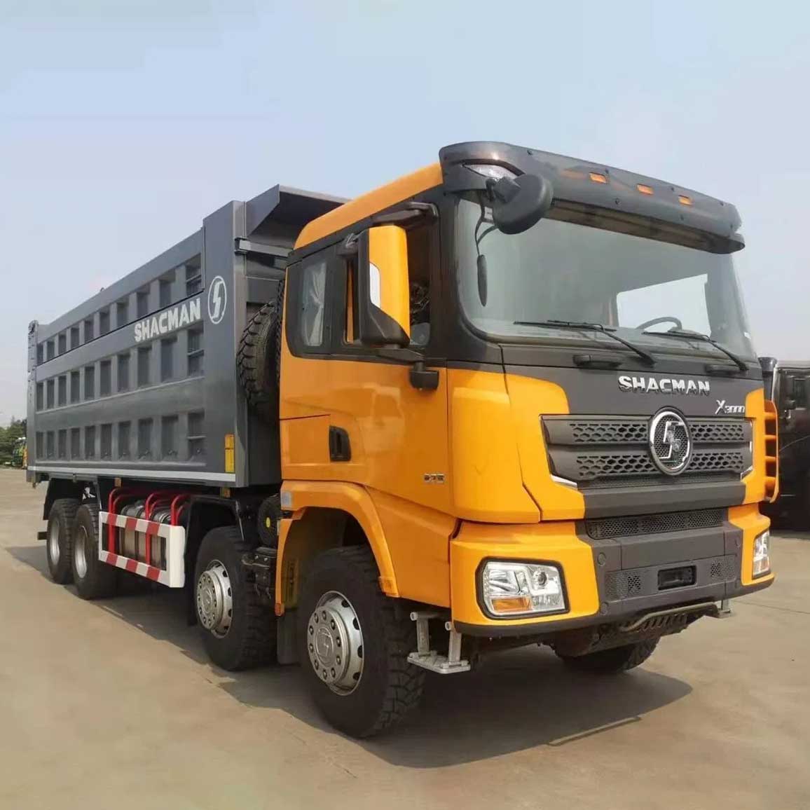 Xe tải mới của Shacman 8x4