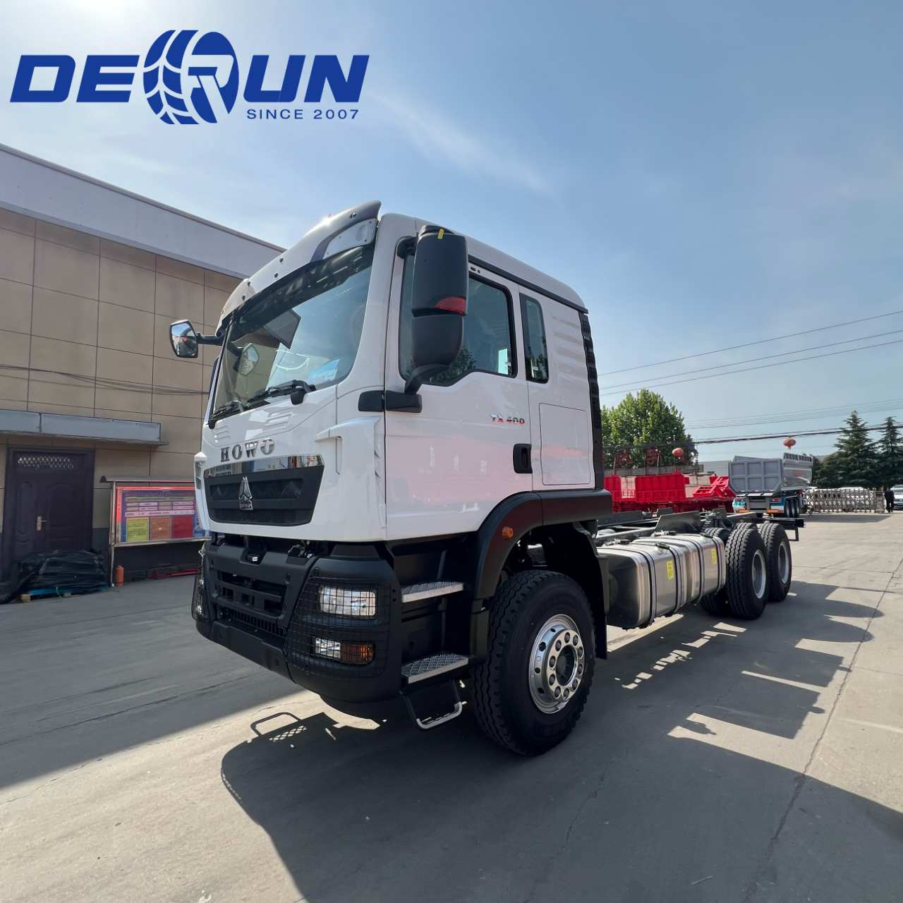 Xe tải khung xe chở hàng Sinotruk 6x4 TX cho Ethiopia